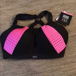 Victoria’s Secret Ultimate Sports bra 34D